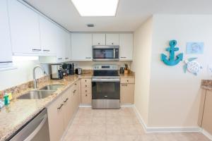 329 North Hampton, Expansive Balcony & Resort Amenities condo