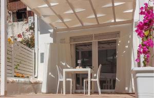 Lovely Apartment In Tropea With Wifi