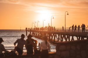 Belle Escapes - Oceanside Family Stay at the Pier