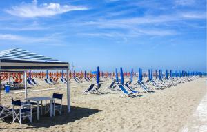 Nice Home In Forte Dei Marmi With Wifi