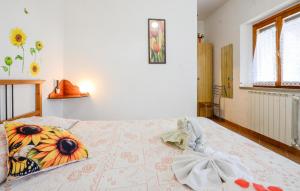 4 Bedroom Lovely Apartment In Pomonte img19