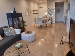 Hamptons By The Beach - Moana - C21 SouthCoast Holidays