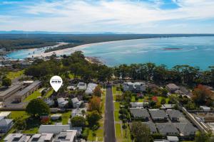 Husky Hideaway by Experience Jervis Bay