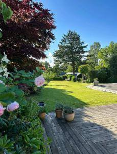 Classic Cottage Charm Near Hornbæk Beach