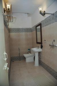 Parkside Haven 3BHK By Avinal