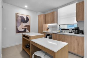Downtown 2BR2BA-Near Kaseya Center Bayside Park