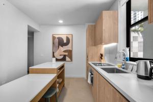 Downtown 2BR2BA-Near Kaseya Center Bayside Park