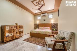 StayVista at Vanya Kutir with BBQ, Hill View
