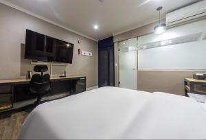 Dangjin Blanc Hotel