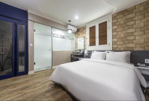Dangjin Blanc Hotel