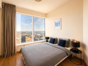 Panoramic Sea View -11th Floor