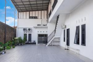 Hotel O near Mesjid Raya Sumatera Barat formerly Sachila Residence