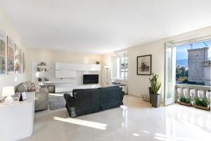 Life & View Luxury Apartments