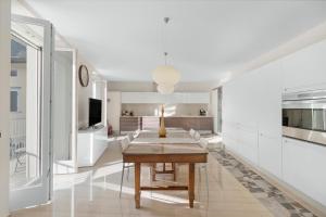 Life & View Luxury Apartments