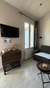 Mini studio et espace extérieur