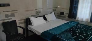 Cmt Lodge & Rooms