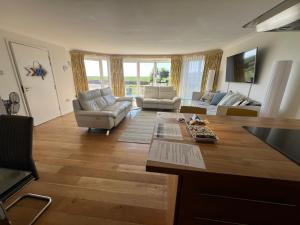 Barton on Sea self contained, stunning sea views