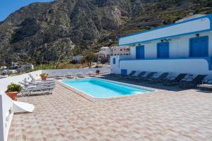 Ancient Thera Apartments