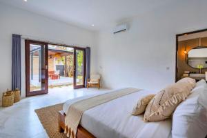 Sasikirana Spacious 10 BR Private Pool Villa