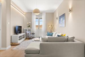 Luxury 2BR Across Archaeological Museum