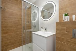 Klimatyzowane Apartamenty Art Lake w Mielnie z Parkingiem i Basenem by Noclegi Renters