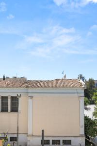 Luxury 2BR Across Archaeological Museum