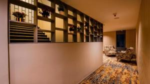 Neeladri Inn E-City