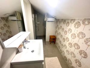 Amare Apartments