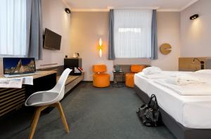 Executive Twin Room room in IntercityHotel München