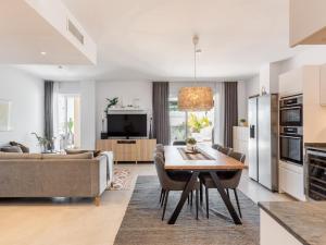 Locrimar, Family apartment with amazing location