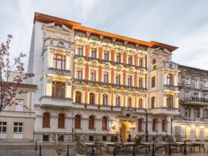 Hotel Traugutta 12