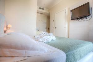 Double or Twin Room with Spa Access