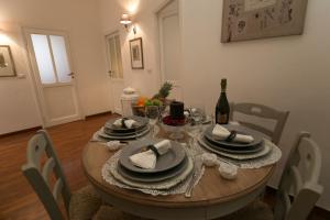 S.Angelo Terrace sq Navona