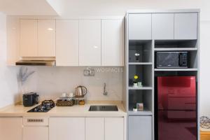 Nala by TwoSpaces 2BR at Skyhouse Apartment