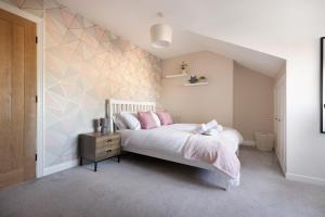 Cosy 3BR weekly stay, Central, Parking, Ideal for Work stays