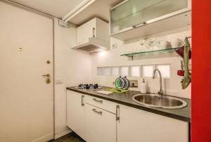 Foscolo 10 Stylish Apartment