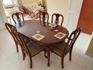 Airy Seaside Apartment, Hastings Barbados