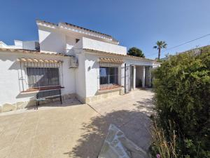 La Licorne, Semi detached chalet by Theka Services