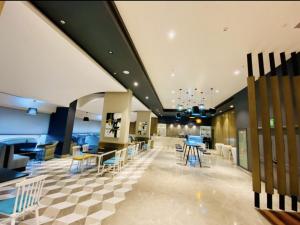 Country Inn & Suites By Migrolino Lucknow Gomti Nagar