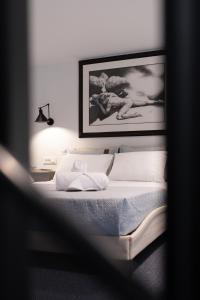 Frame Halepa Art Retreat - Ocean Front Suites