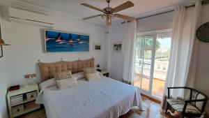 Casa en El Pinet con jardín