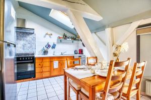 WeHost - Toits - Air-conditioned duplex - 8 people 4 bedroom