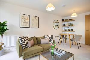 The Fifth Above Hackney