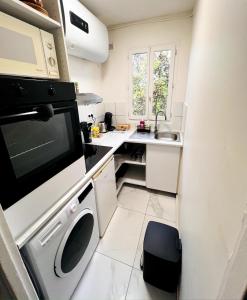 2-room apartment 1 min from station 12 min from Paris