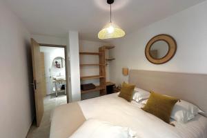 Alivu holiday rental private garden barbecue heated swimming pool