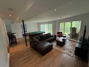 Pool Table Private Beach - Breakfast Included - Fontainebleau