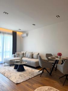Exclusive Penthouse 1