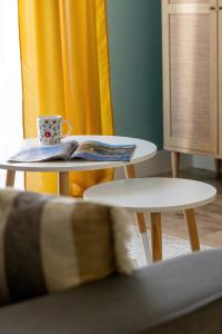 Klimatyzowany Apartament z Balkonem i Parkingiem by Noclegi Renters
