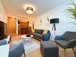 Wrocław Skyline Apartment