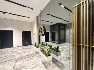 DOKI Living by Q4Apartments Parking & Foodhall
